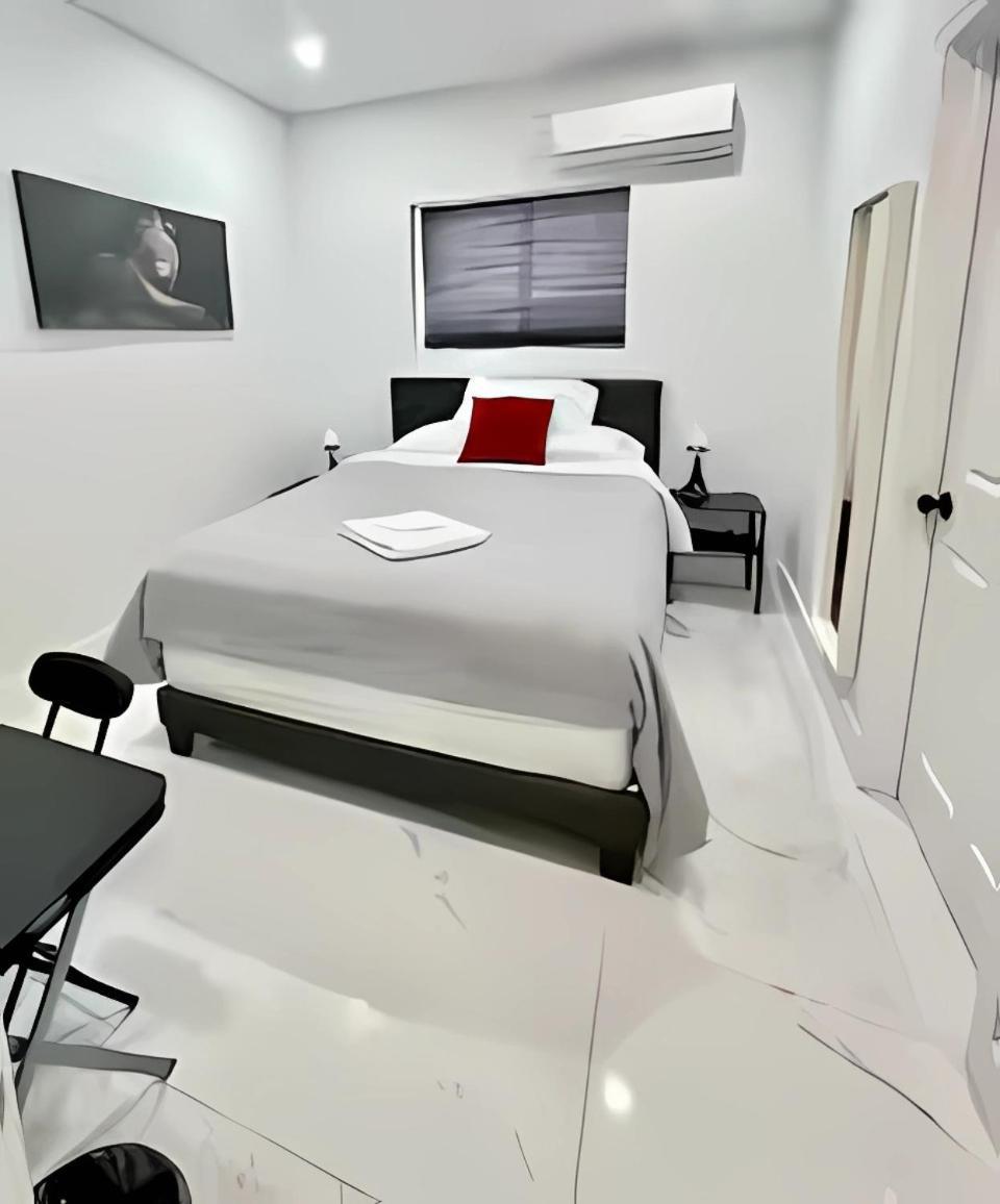 Cozy In Cute House, Close To Airport - Free Parking * Miami