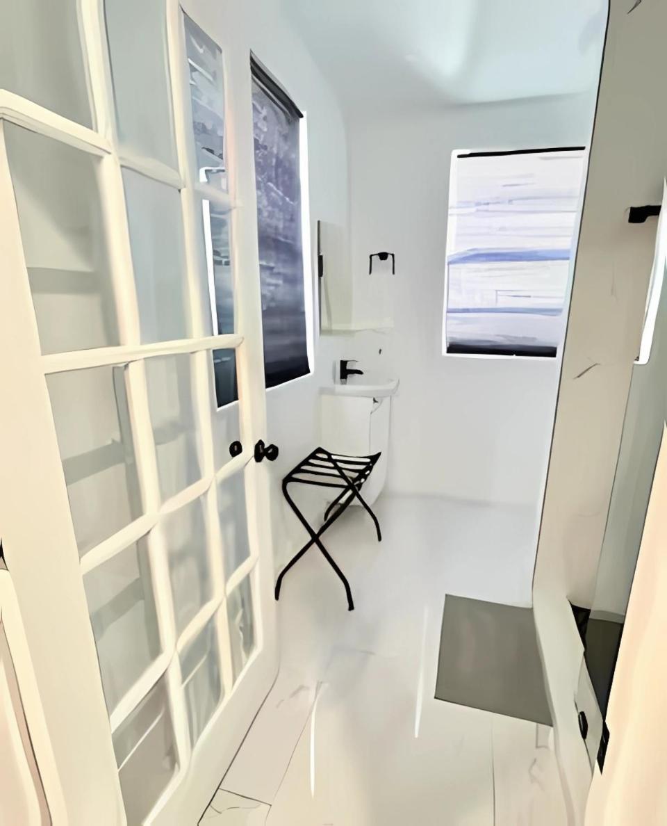 Cozy In Cute House, Close To Airport - Free Parking