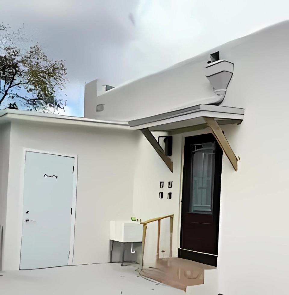 Cozy In Cute House, Close To Airport - Free Parking *